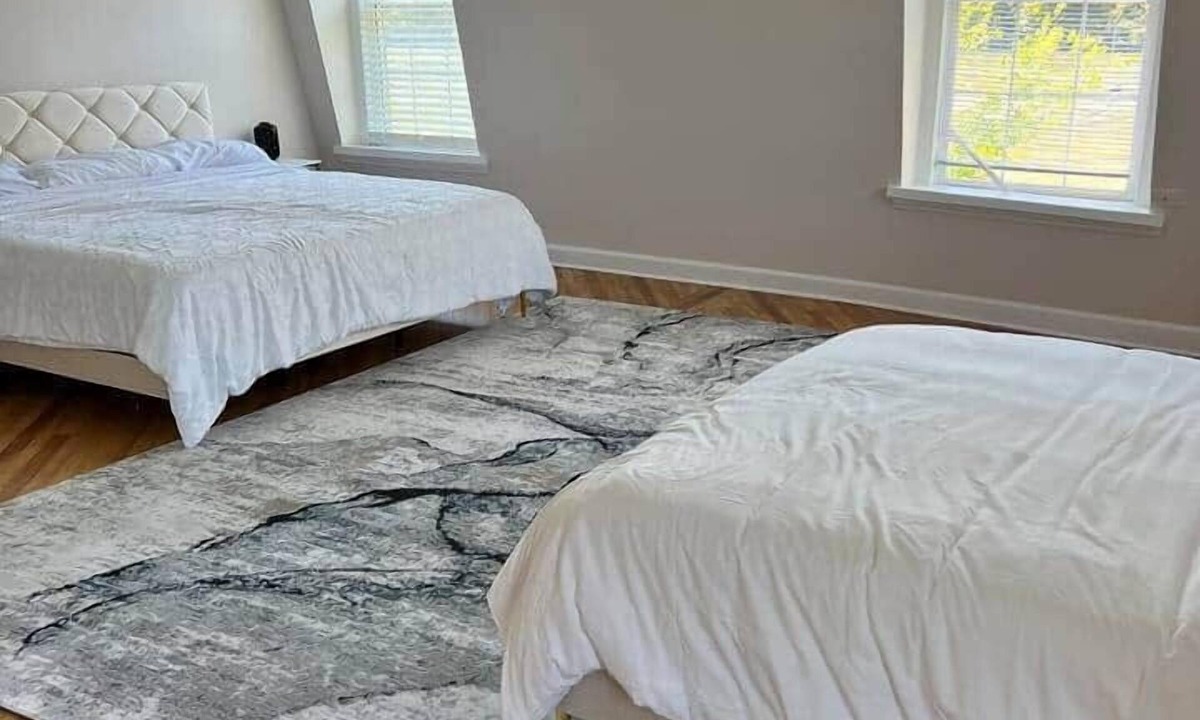 Fries Bed & Breakfast | The Hideaway Suite at the Washington Inn