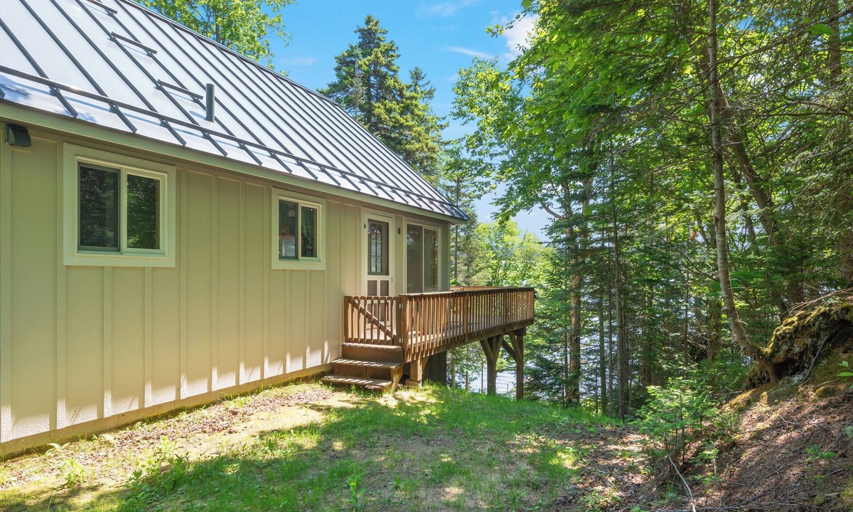 Rangeley Cabin | The Kennel Club - pet friendly, Beaver Mountain Lake
