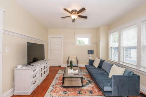 Roselawn Finance House | The Mariemont Cottage