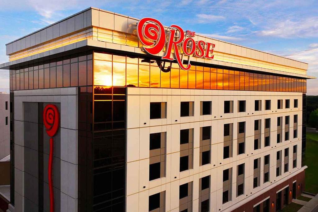 Dumfries Hotel | The Rose Gaming Resort