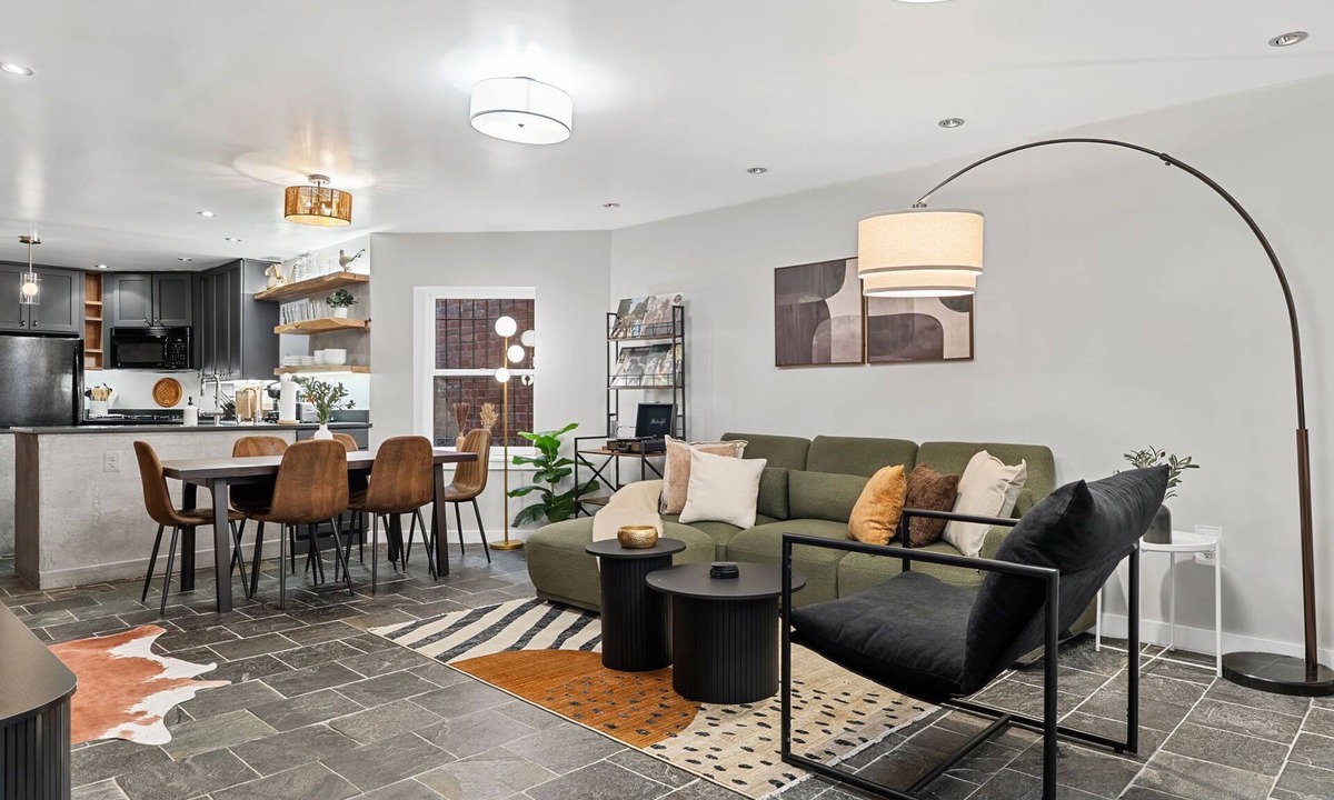 Shaw Apartment | The Shaw Luxe - Near Metro and U St - Free Parking