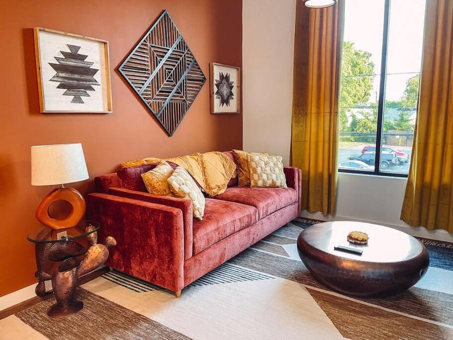 North Nashville Apartment | The Southwestern Oasis Luxe Boutique Stay Mins to Broadway