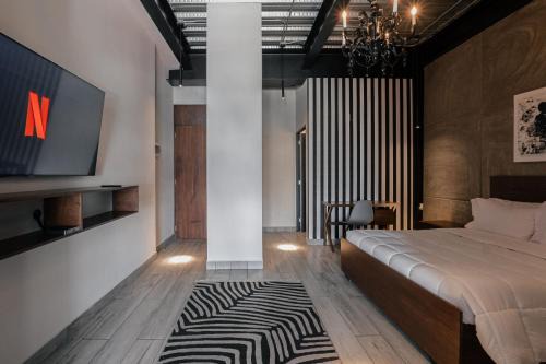 Benito Juarez Apartment | The Striped Loft Modern Elegance-Centric location