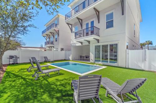 Oakville House | Tidal Time Estate With Game Room And Lsv