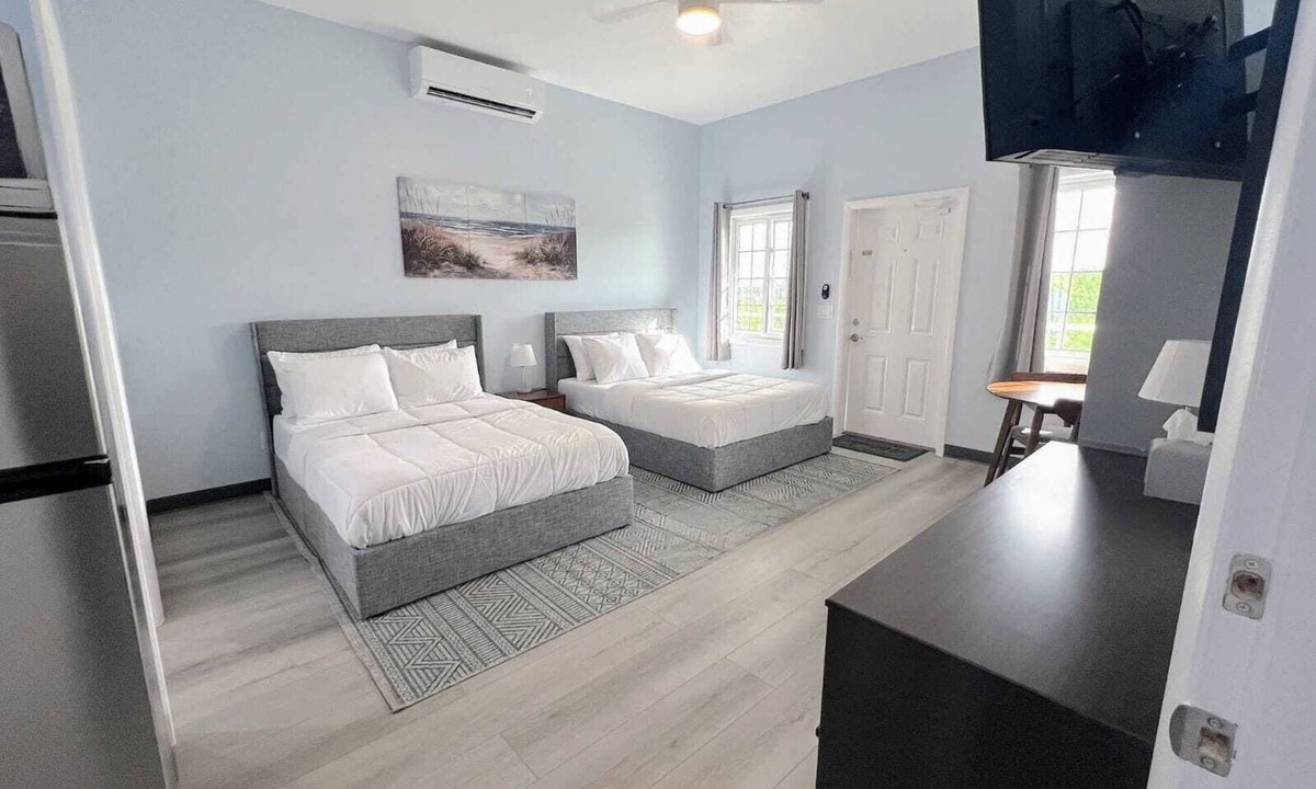 Lubbers Quarters Cay Hotel | Town Center Abaco