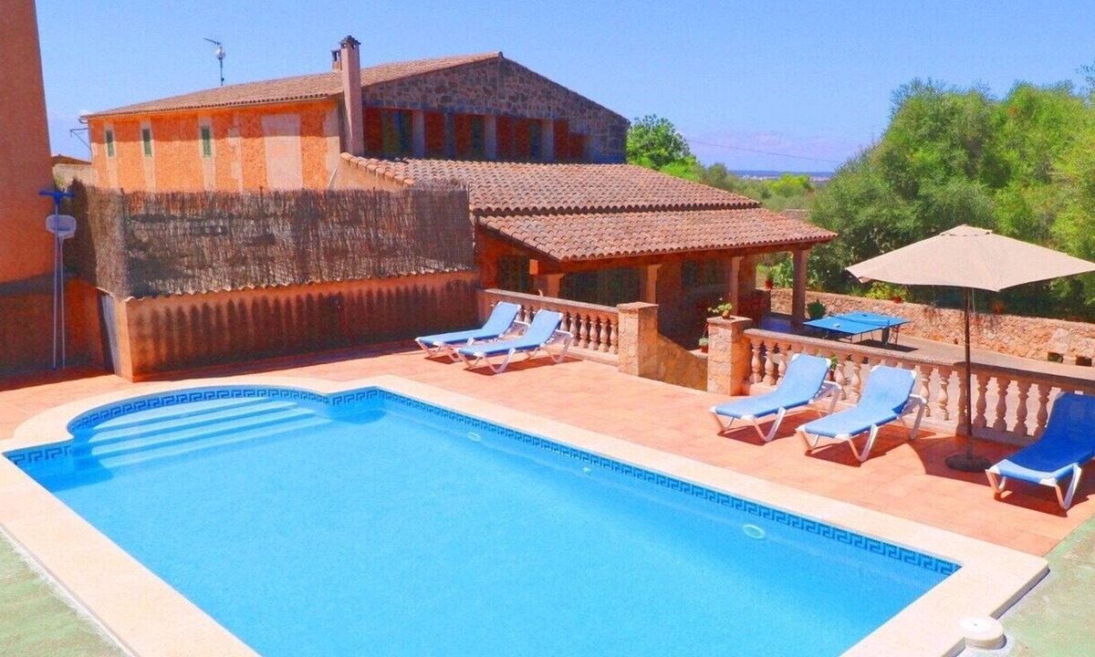 Campos Villa | Tranquil Country Home Can Guillem with Pool, Terrace, Wi-Fi & Air Conditioning
