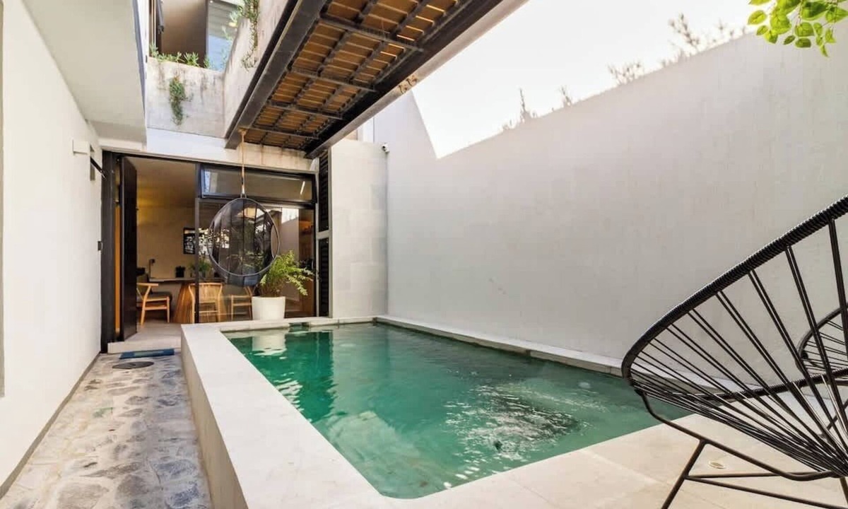 La Estancia Apartment | Two beautiful rooms with pool