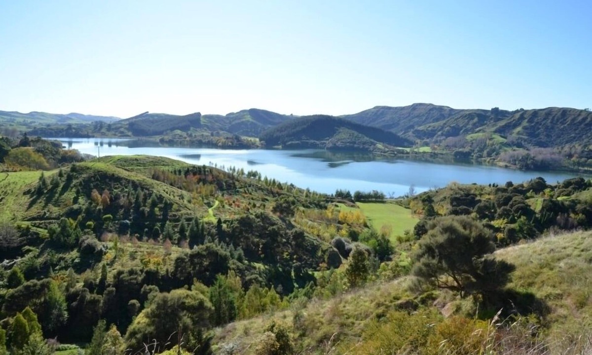 Hastings District Cottage | Unique well known Hawkes Bay property, Tutira. .