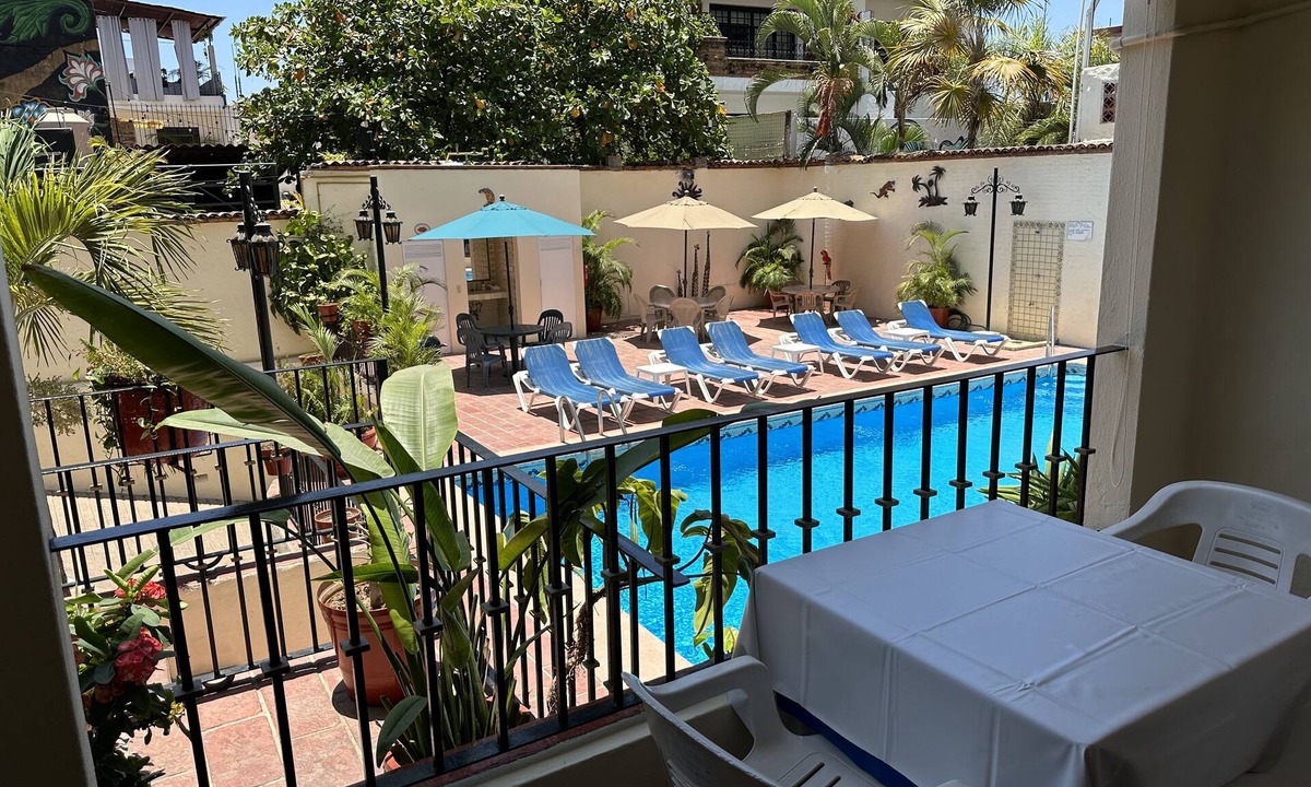 Romantic Zone Hotel | Vallarta Sun Suites