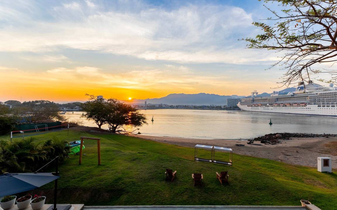 Marina Vallarta Villa | Villa ∙ 7 bedrooms ∙ 22 guests