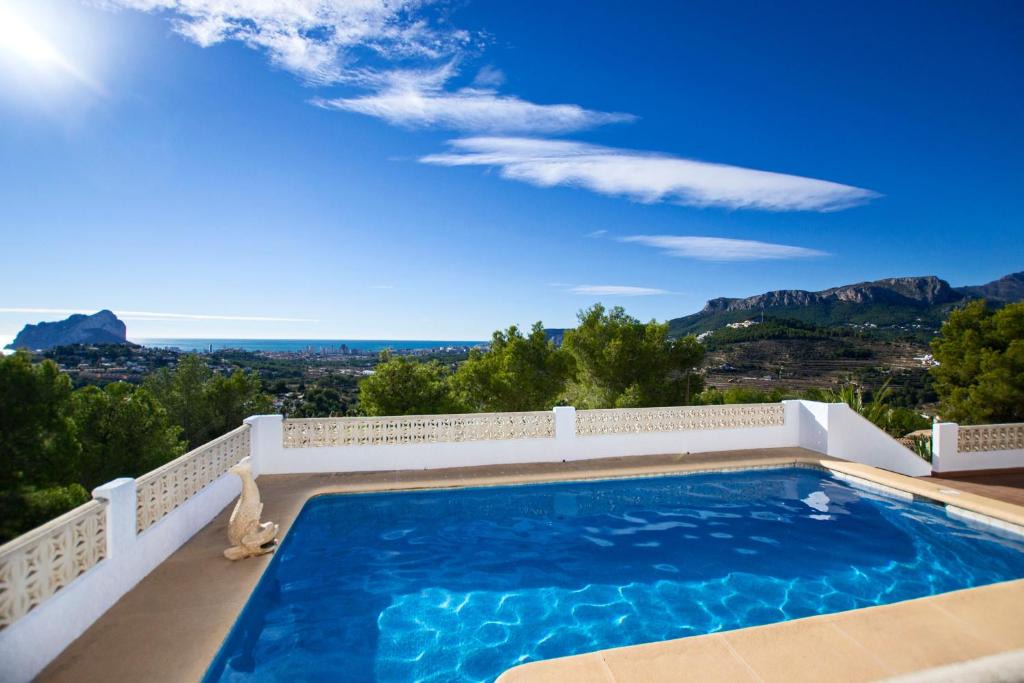 Empedrola Villa | Villa Cecilia - Plusholidays