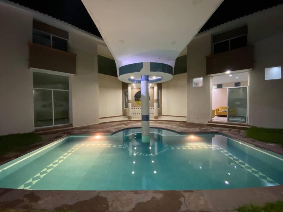 San Luis Potosi Villa | Villa delfines, suite, alberca y 4 habitaciones