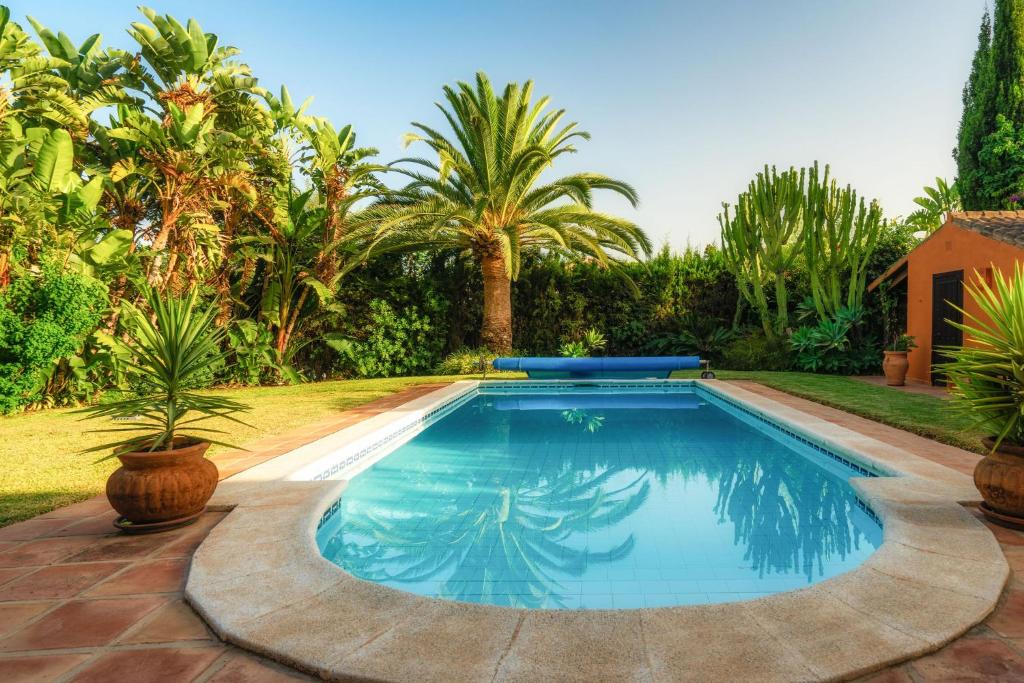 Urbanizacion Marbessa Villa | Villa in Marbesa with private heated pool
