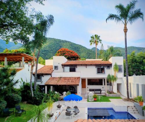 Jimenez Villa | Villa La Floresta Ajijic