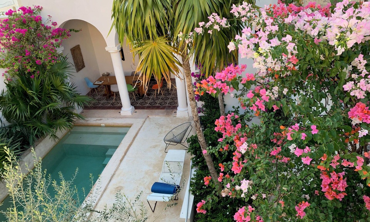 Barrio de Santiago House | Villa Leonie - Serene & elegant historical 4bed home in superb location.