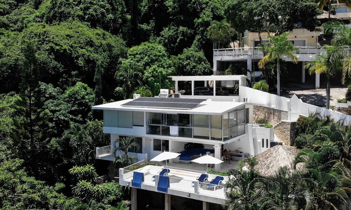 Pichilingue House | Villa Lilly in Acapulco