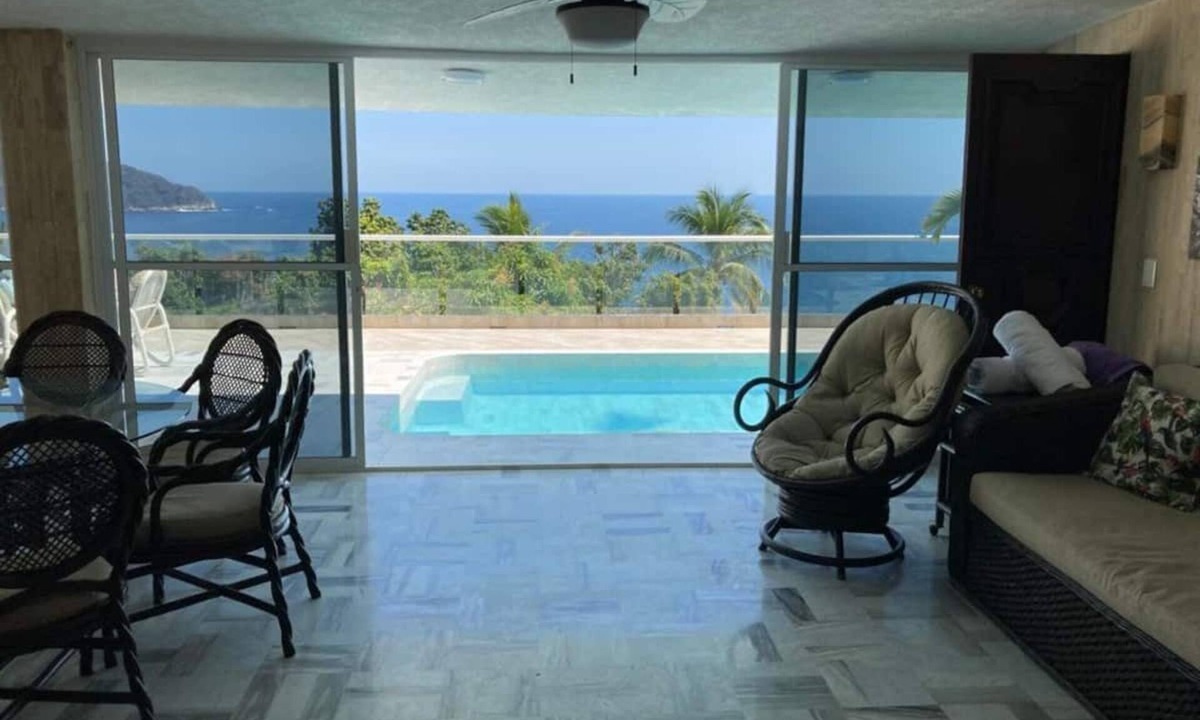 Caleta Villa | Villa Los Pericos