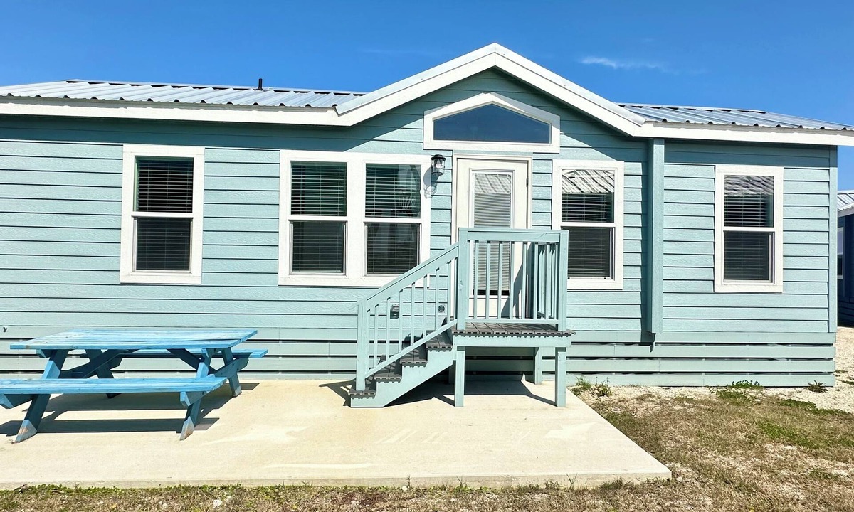 Gilchrist House | Waterfront Bay Views*Great Fishing*New Listing!