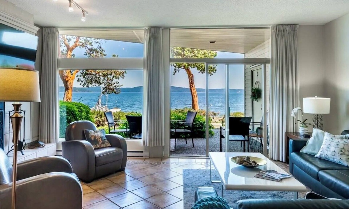 North Oyster Condo | Waterfront Wonder! Beautiful oceanfront 1 bedroom condo with amazing views!