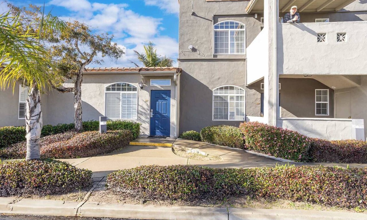Oceano Condo | Waves and Whimsy