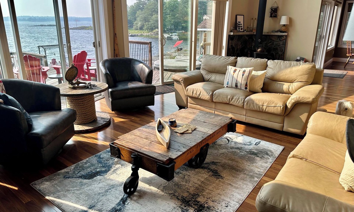The Archipelago House | Your Waterfront Gateway to Georgian Bay next to Muskoka