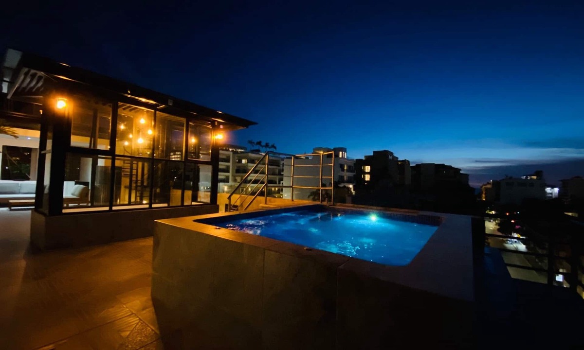 Emiliano Zapata Apartment | Zona Romantica A/C WIFI Roof Top/Pool Private Balcony Apt#5