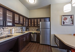 1 Bedroom | Easy Access to Convention Center