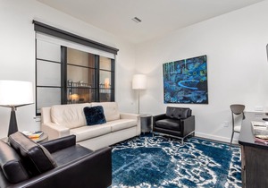 121 Hotel | Jurny | Touchless 2bd Unit