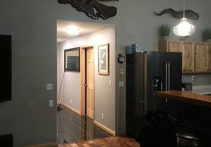 2 bedroom house with hot tub located in Seward