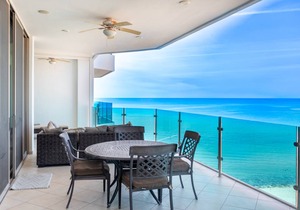 204 m² Condo ∙ 2 bedrooms ∙ 6 guests