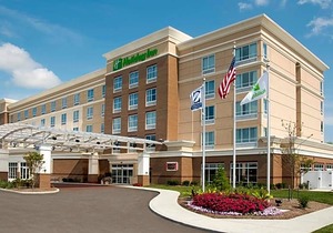 3-Star Hotel ∙ Holiday Inn Indianapolis Airport, an IHG Hotel