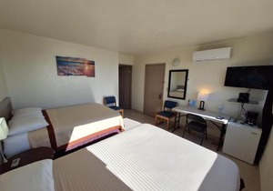 #33 Bungalow Seaside Hotel & Victors RV Park