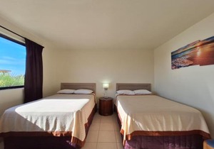 #33 Bungalow Seaside Hotel & Victors RV Park