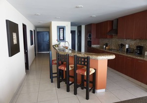 4BR/4.5BA Villa Magna Beachfront Condo with Gorgeous Ocean Views