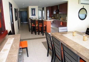 4BR/4.5BA Villa Magna Beachfront Condo with Gorgeous Ocean Views