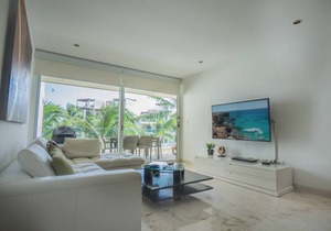 93 m² Condo ∙ 2 bedrooms ∙ 6 guests