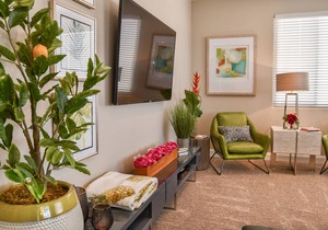 97 PV | PRIVATE HOT TUB, 4-PLAYER AIR HOCKEY, HAMMOCKS, GAMES, PING PONG, ARCADE BASKETBALL