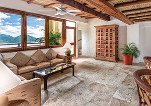 A private peninsula in Zihuatanejo Bay!