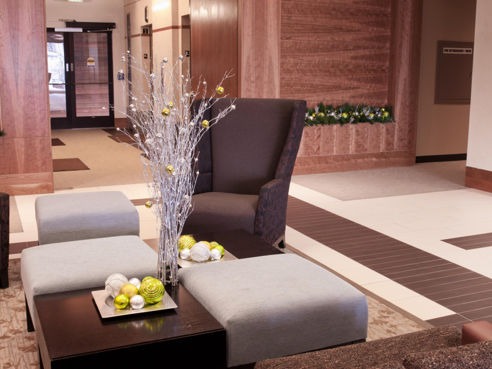 Amazing 1 Bedroom Condo in Romantic Zone!!