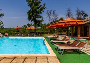 Apartment "Casa Vacanza Il Carpignone 4" with Lake View