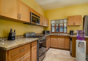 APARTMENT ONE AT CASA DE SUENOS