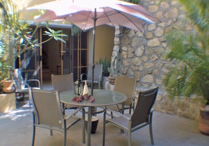 APARTMENT TWO AT CASA DE SUENOS