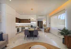 Avida - Stunning Rooftop Pool and Jacuzzi