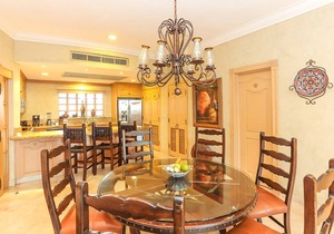 Beachfront Bliss: Relax, Steps from the Ocean - Villa La Estancia 3104