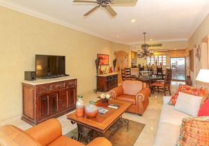 Beachfront Bliss: Relax, Steps from the Ocean - Villa La Estancia 3104
