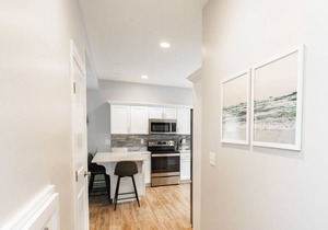 Beautiful Maine Cottage With Resort-Like Amenities Close To Beach!