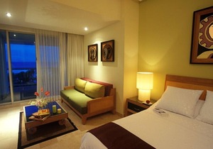 Beautiful Mayan Palace by Vidanta One or Two Bedroom/with kitchen