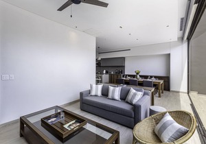 Best Location Right in Cabo Marina l 8 Pax!