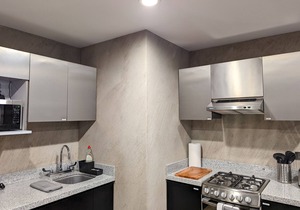 Boutique Condo on Private Street in Condesa | King Bed w/Fast Wifi