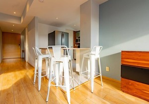 Capitalia - Spacious-Clean-Modern